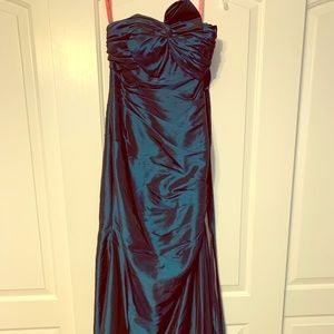 Dark blue fitted prom dress